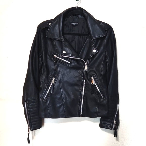 Philomena Petti Black Motorcycle Faux Leather Biker Jacket Large EUC - Picture 13 of 13